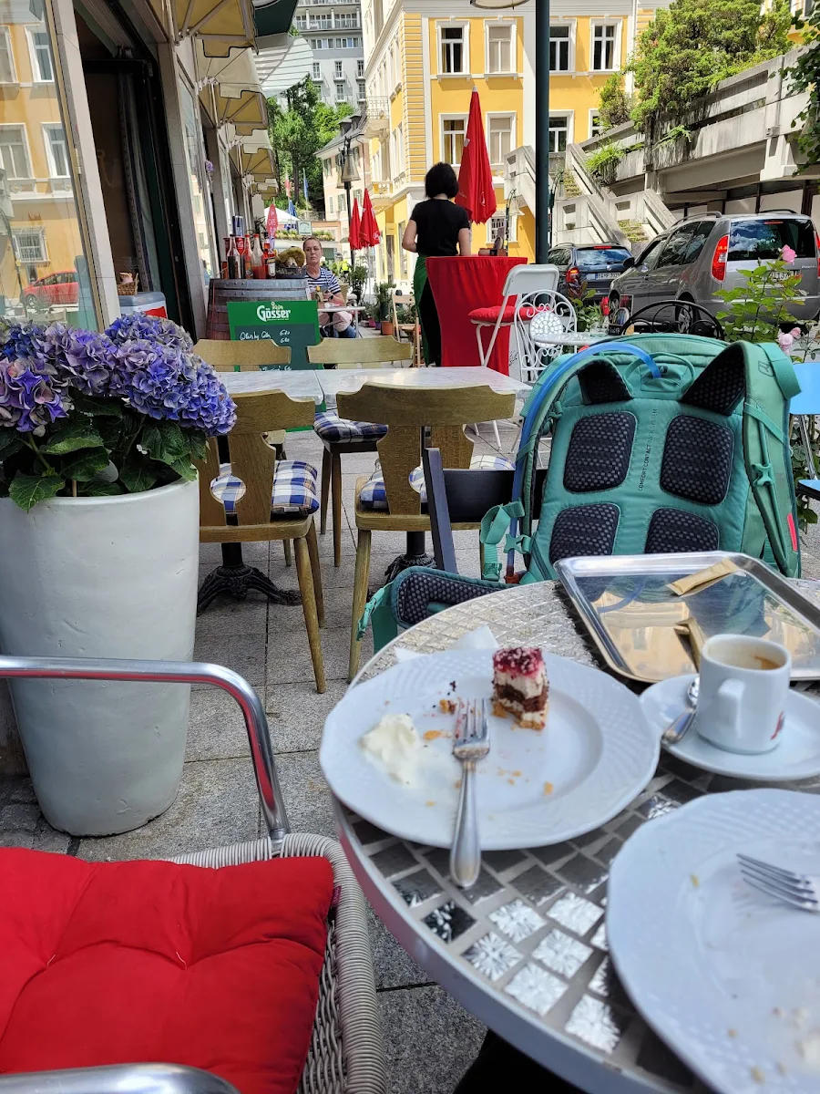 Kaiser Cafe Titelbild