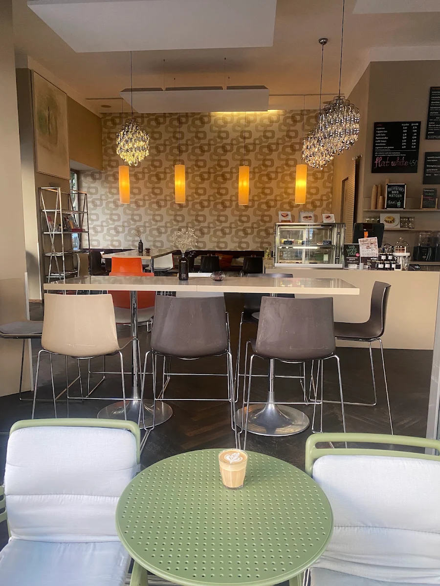 Cafe como coffee & more Titelbild
