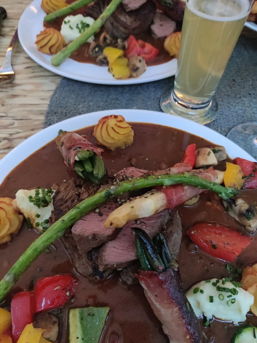 Essen und Trinken photo 1