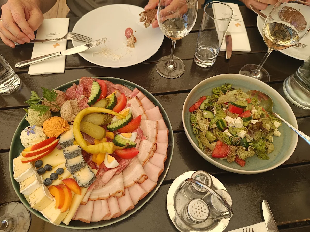 Essen und Trinken photo 2
