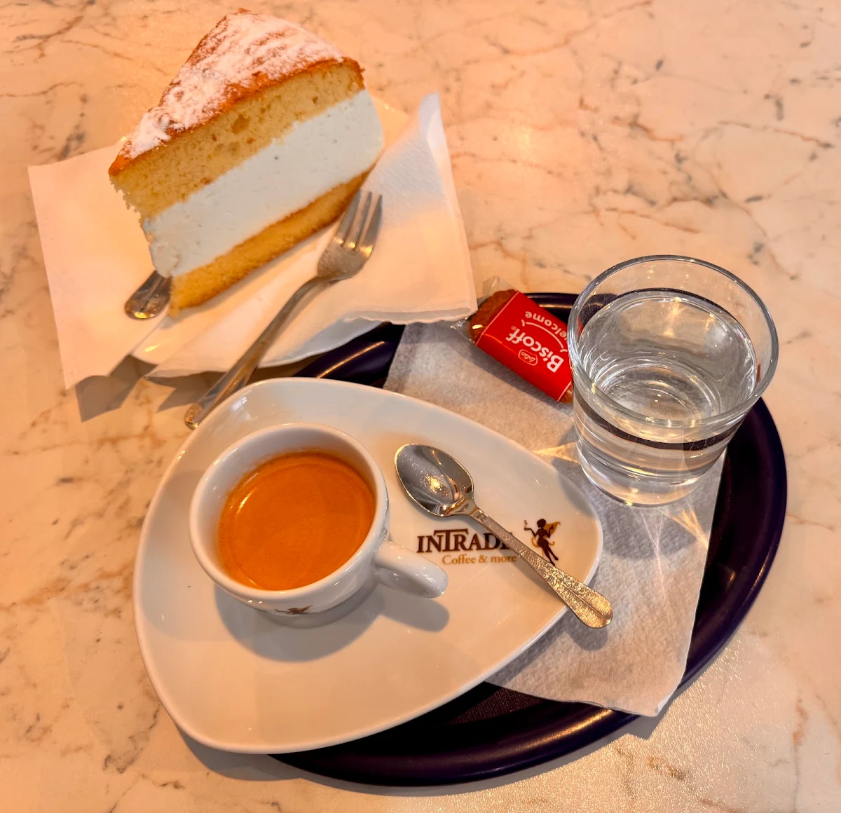 Essen und Trinken photo 1