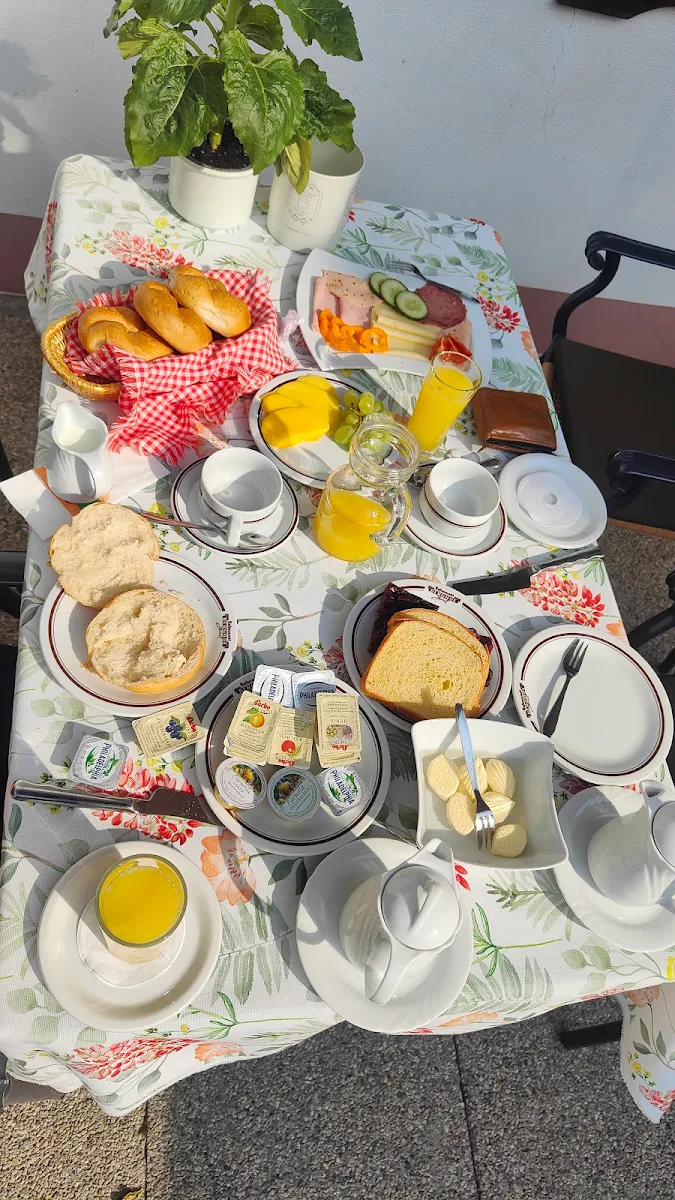 Essen und Trinken photo 3
