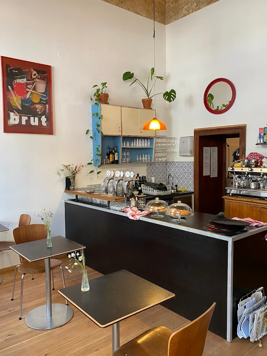 Café Leo Titelbild