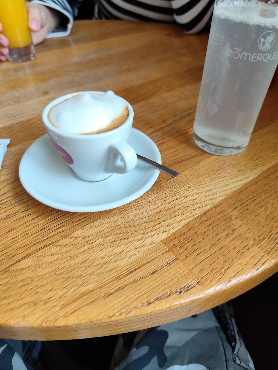 Essen und Trinken photo 3