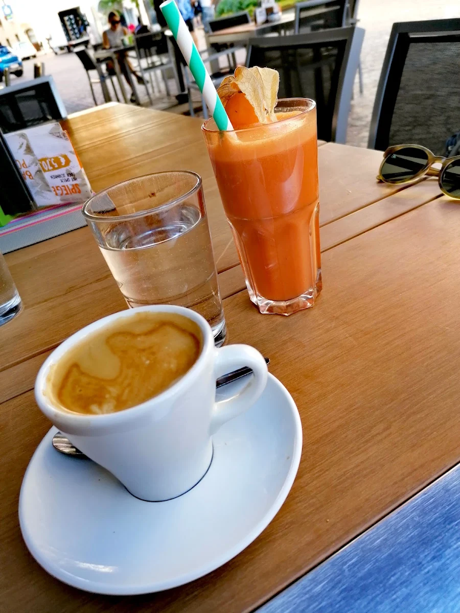 Essen und Trinken photo 5