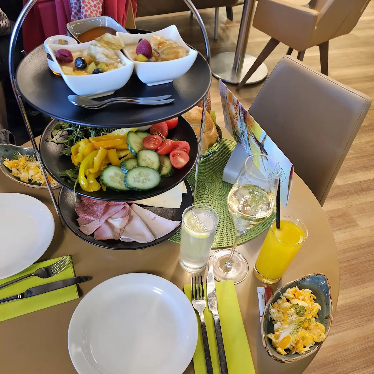 Essen und Trinken photo 2