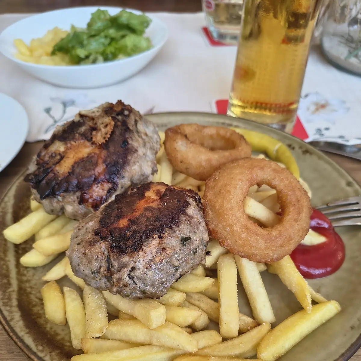Essen und Trinken photo 3