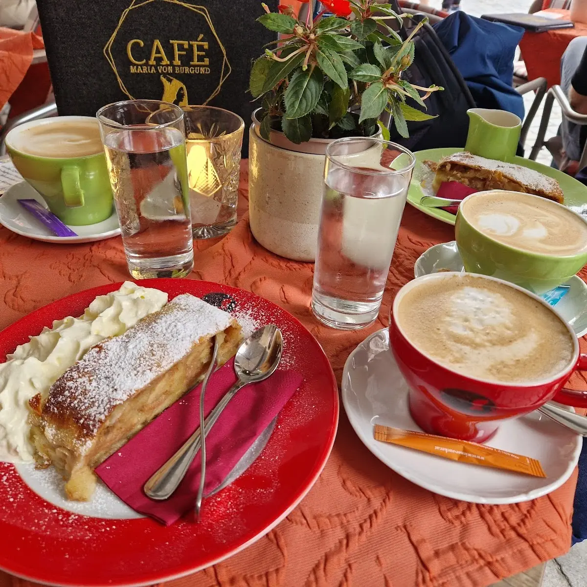 Essen und Trinken photo 4
