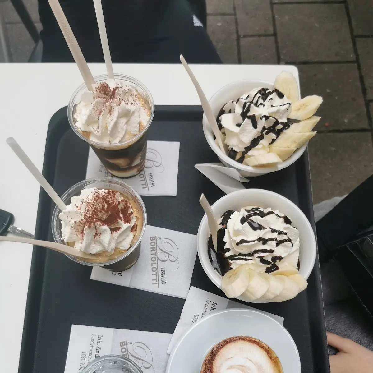 Essen und Trinken photo 2