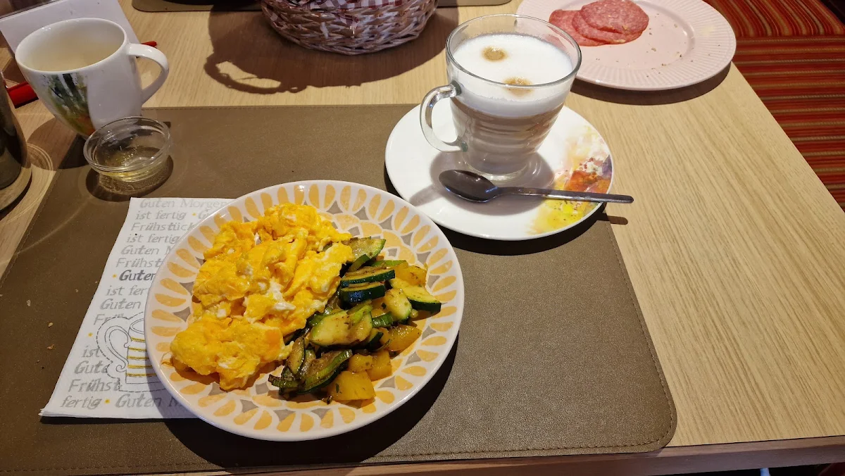 Essen und Trinken photo 2