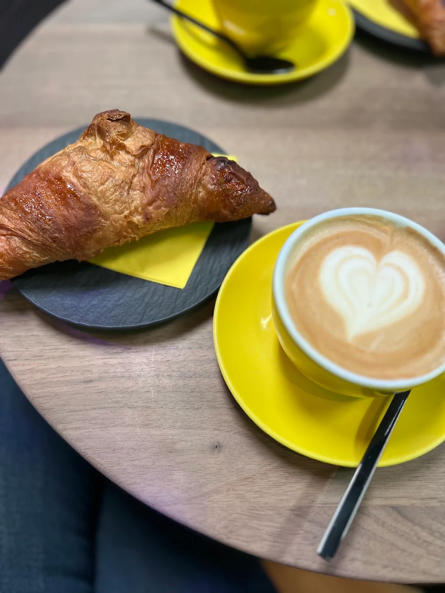 Essen und Trinken, Röstbar - Barista Bar & Kaffeerösterei