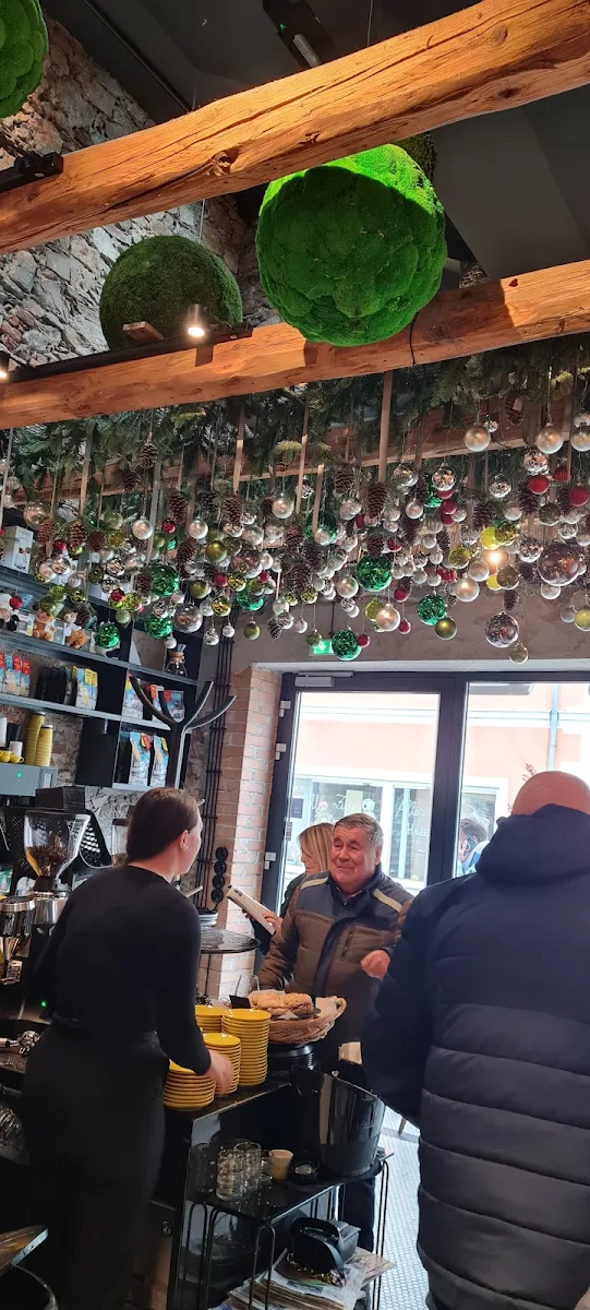 Atmosphäre, Röstbar - Barista Bar & Kaffeerösterei