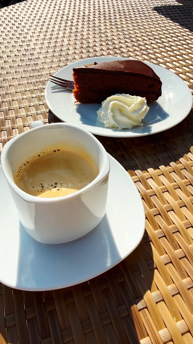 Essen und Trinken photo 1