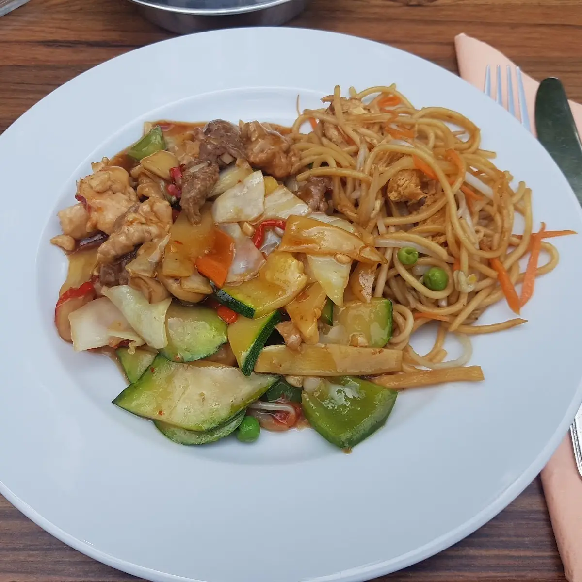 Essen und Trinken photo 3