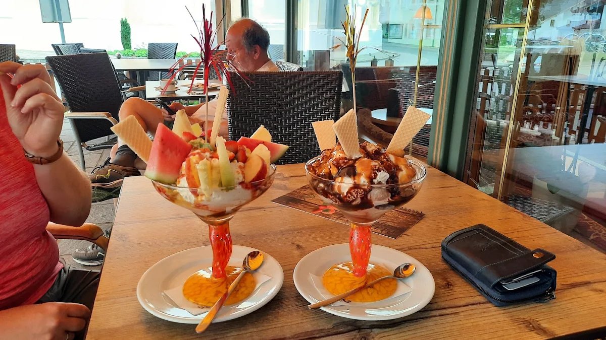 Essen und Trinken photo 1