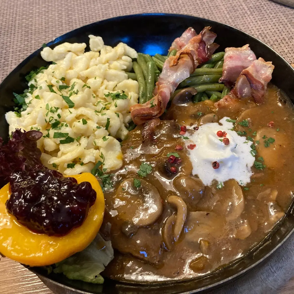 Essen und Trinken photo 1