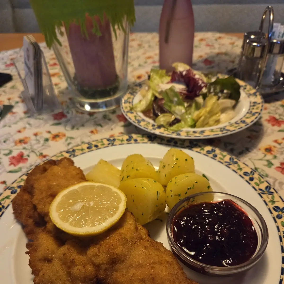 Essen und Trinken photo 2