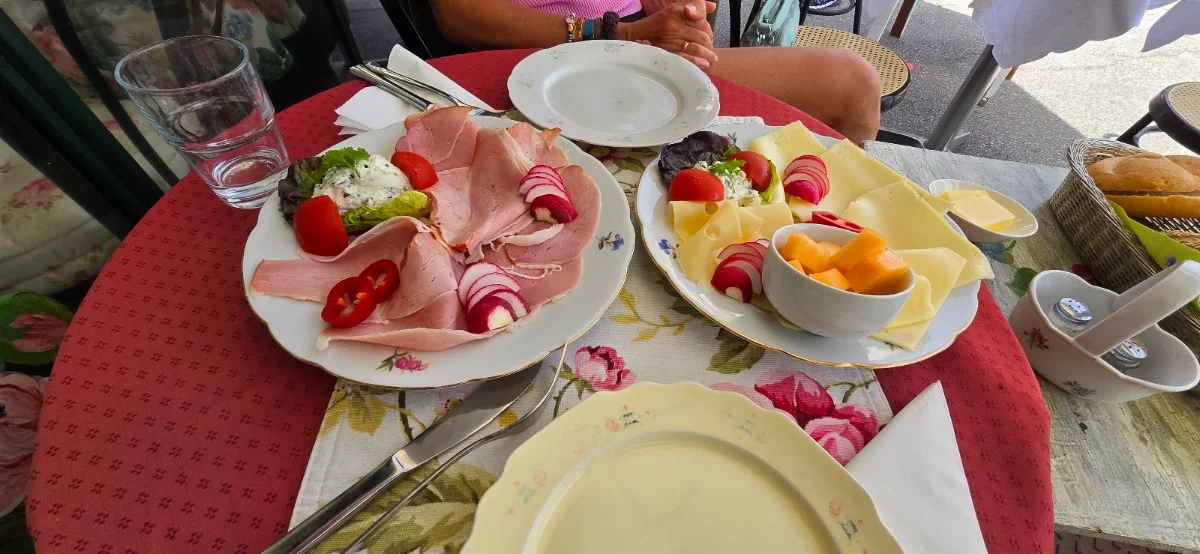 Essen und Trinken photo 1