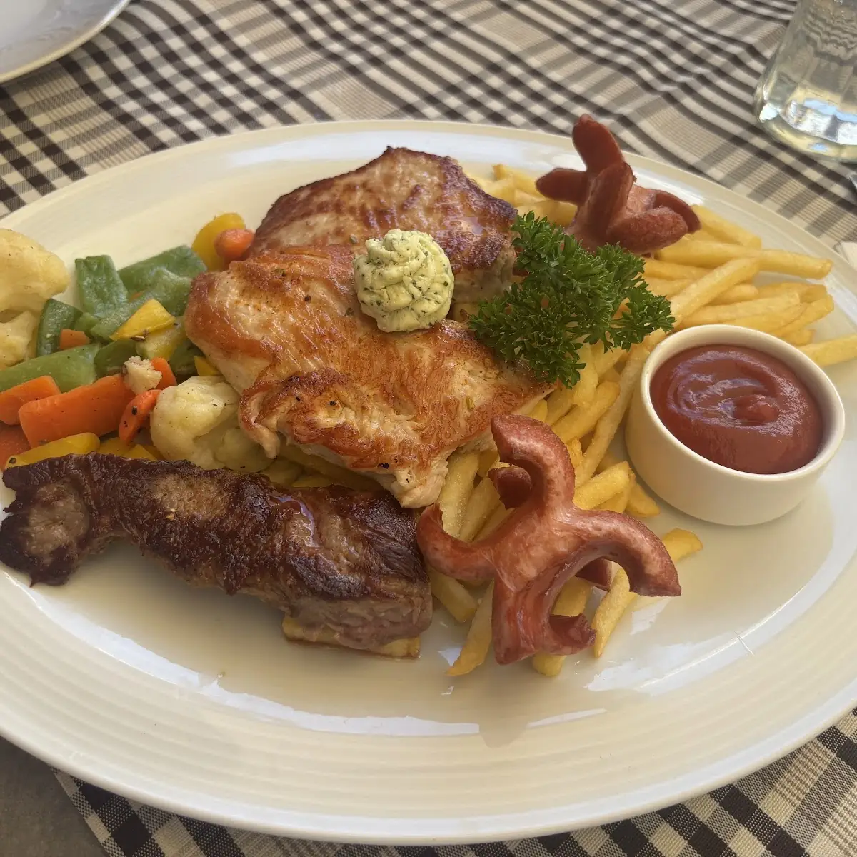 Essen und Trinken photo 3
