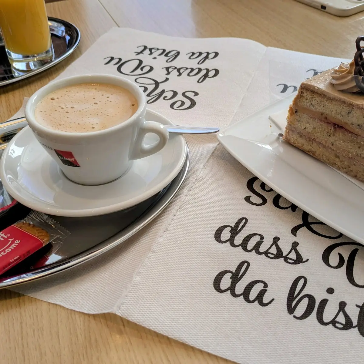Essen und Trinken photo 2