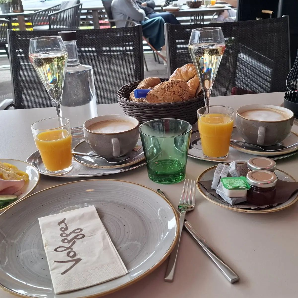 Essen und Trinken photo 1