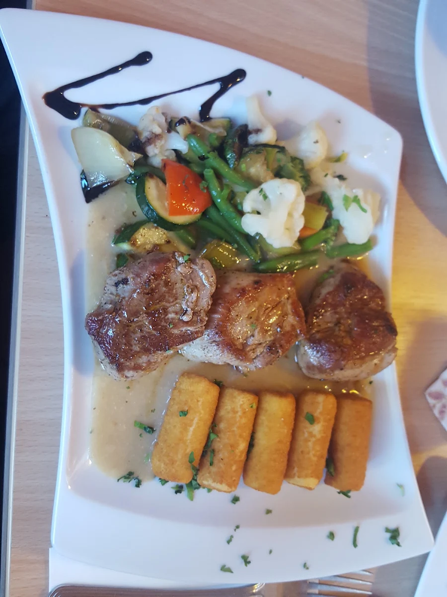 Essen und Trinken photo 3
