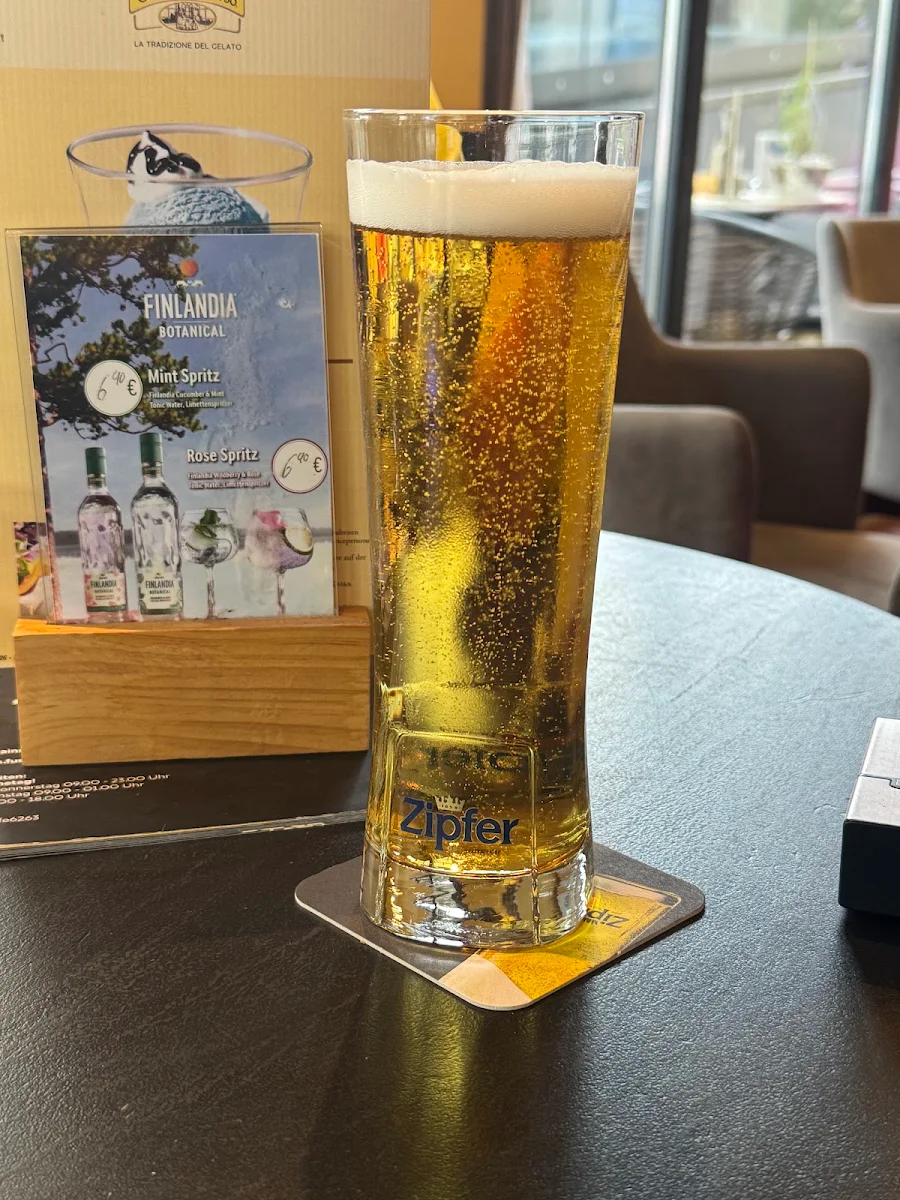 Essen und Trinken photo 4