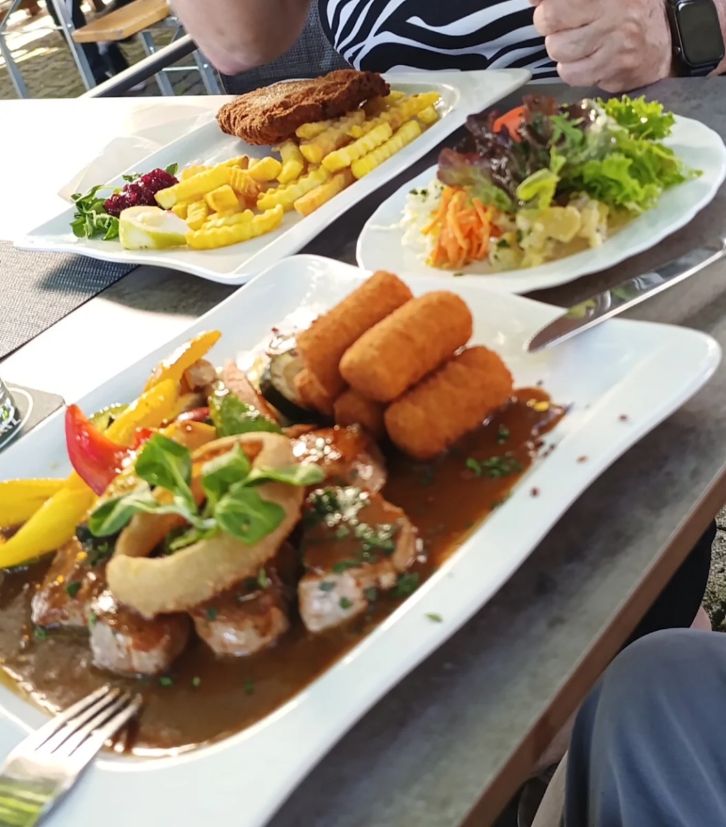 Essen und Trinken photo 3