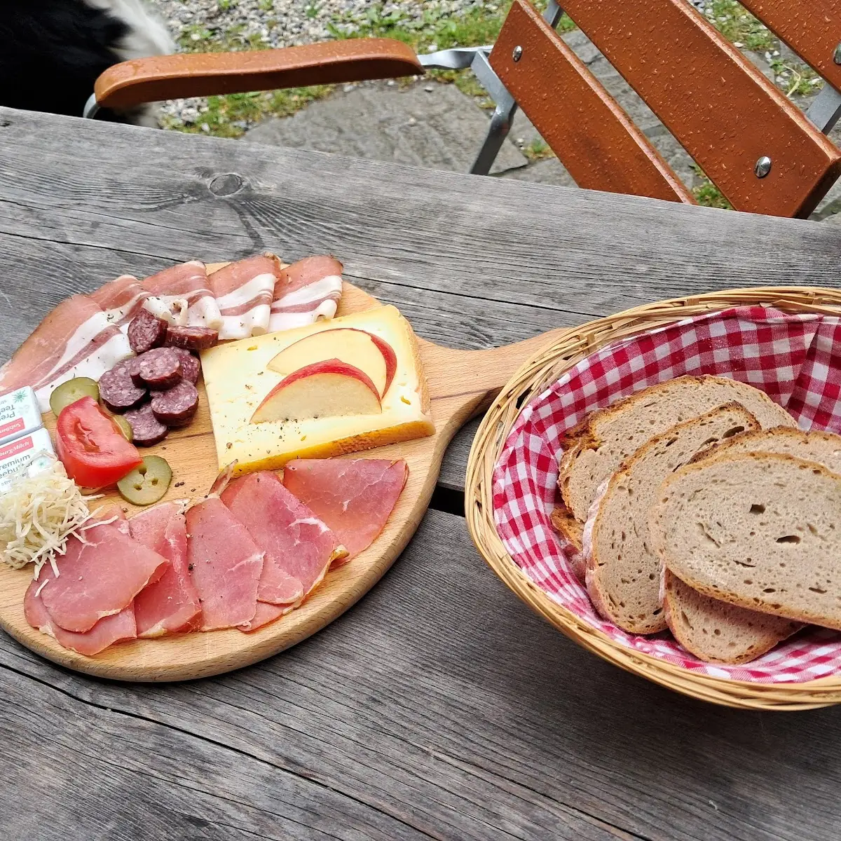 Essen und Trinken photo 3