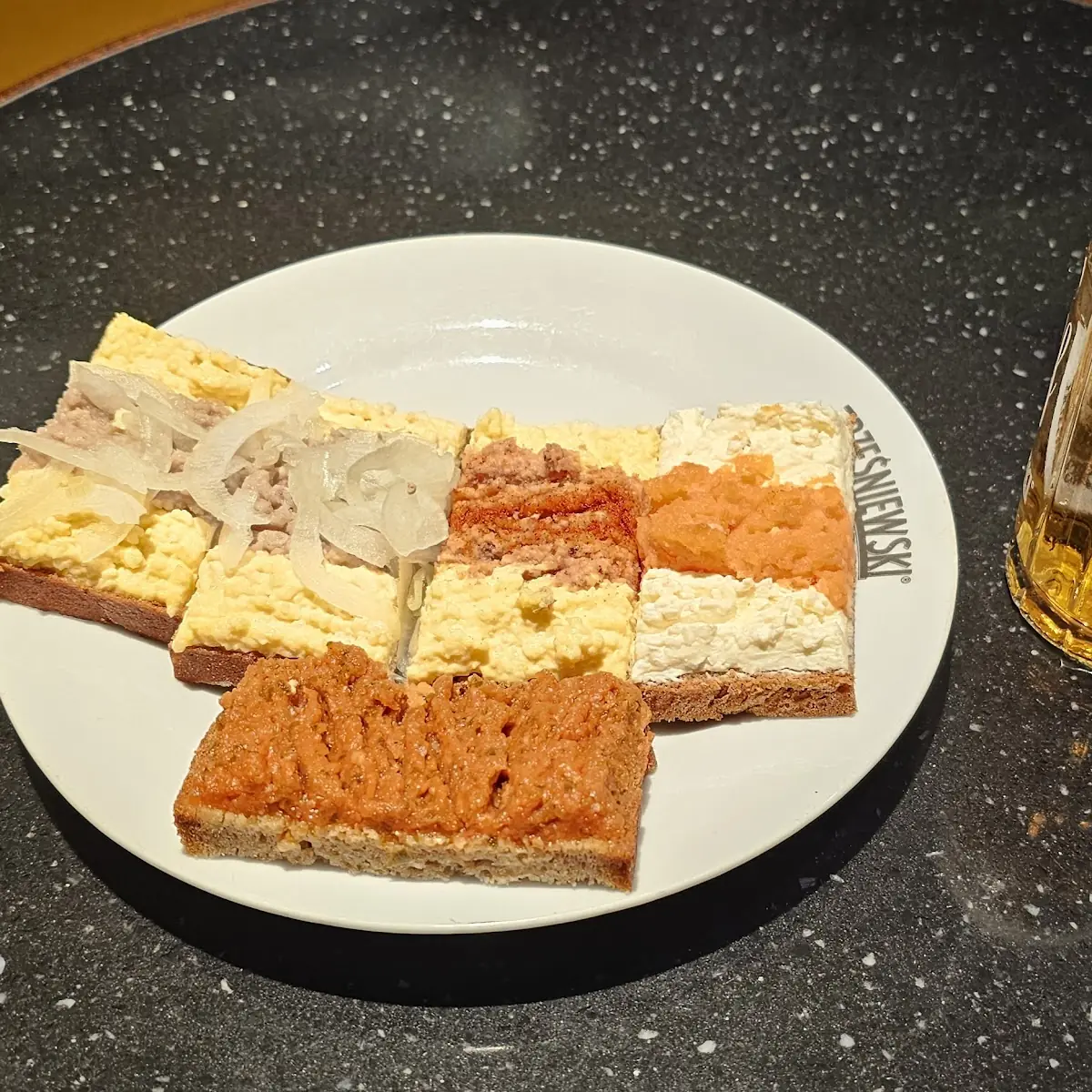 Essen und Trinken photo 1