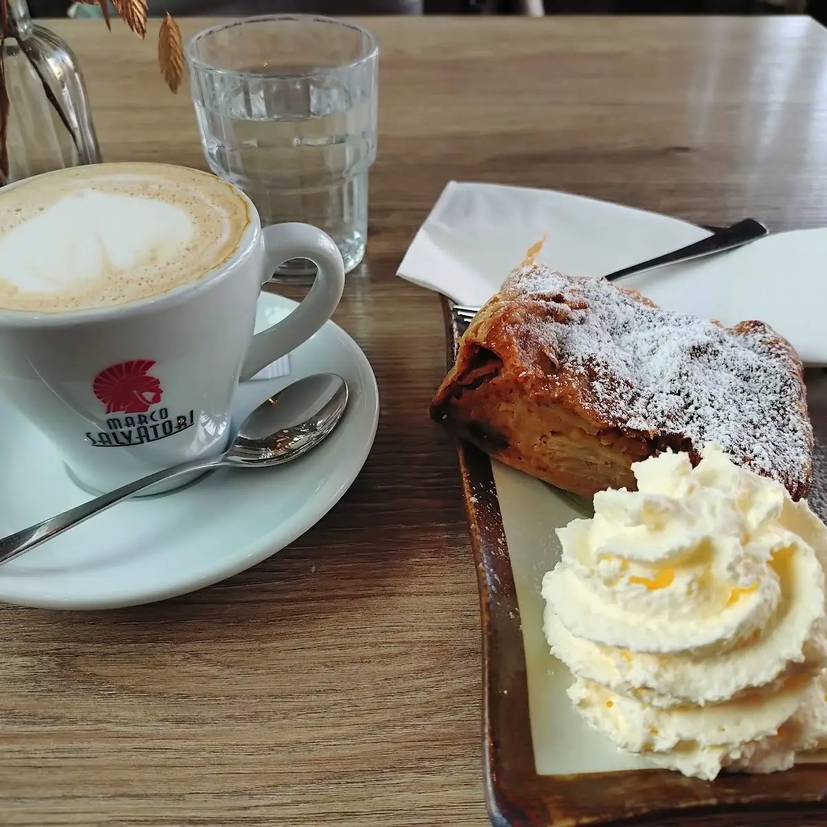Essen und Trinken photo 3