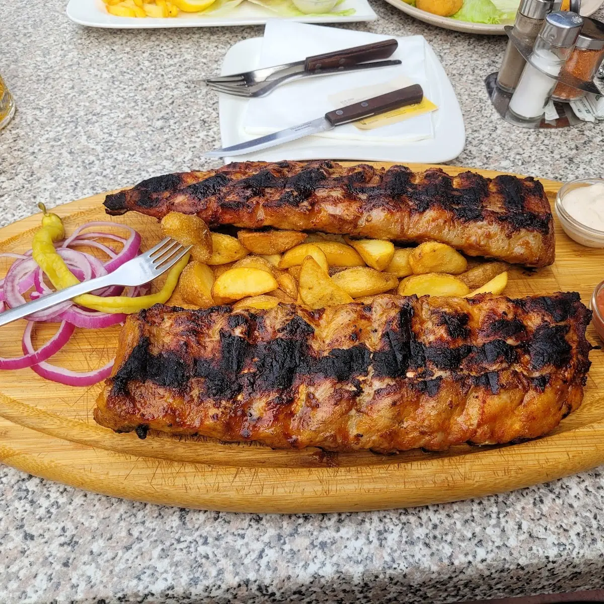 Essen und Trinken photo 1
