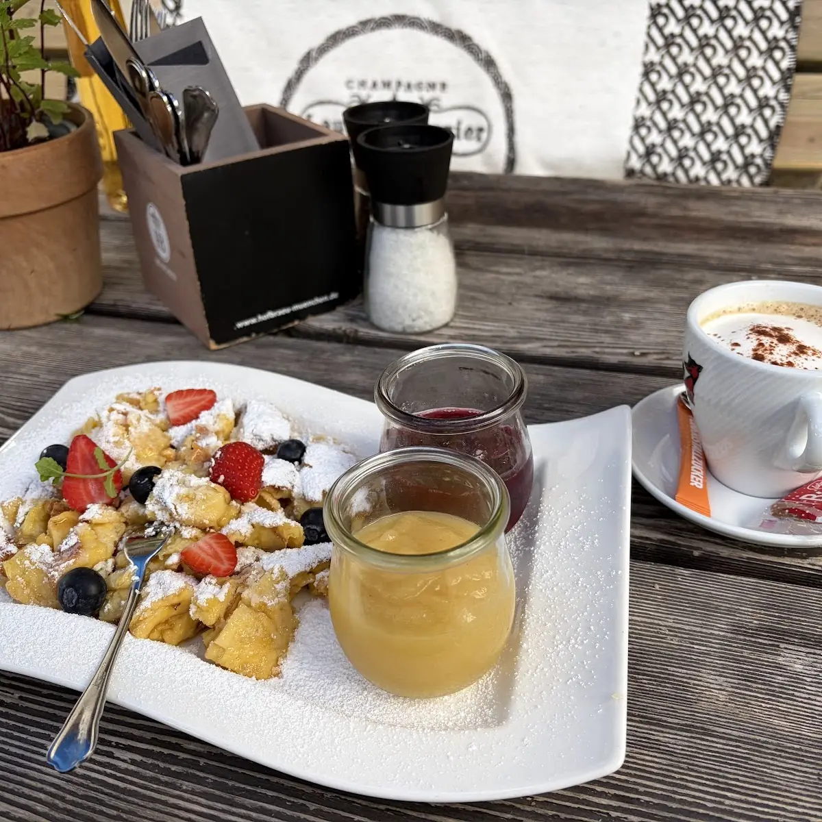 Essen und Trinken photo 1