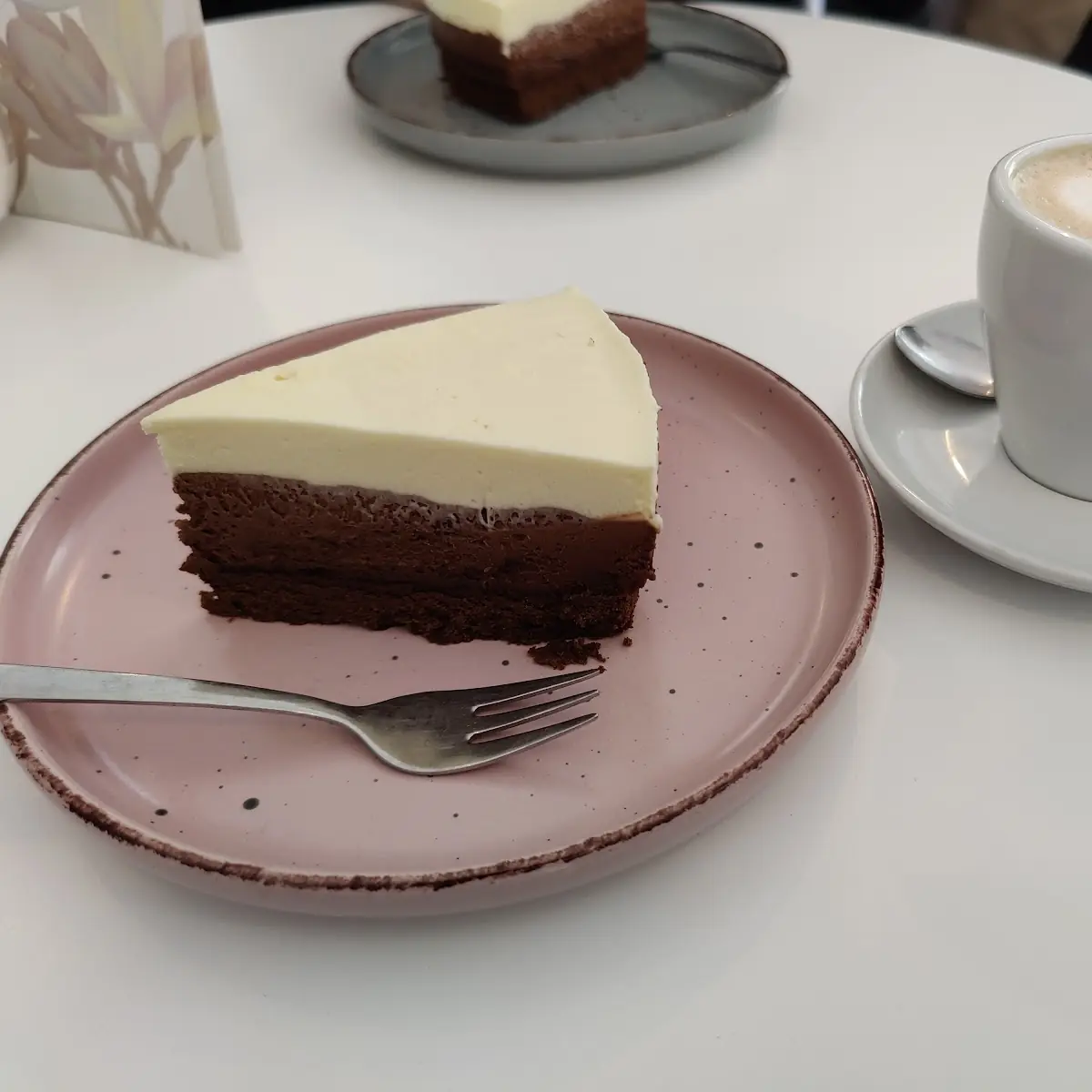Essen und Trinken, Four Beans Café 1020 - Speciality Coffee | Matcha