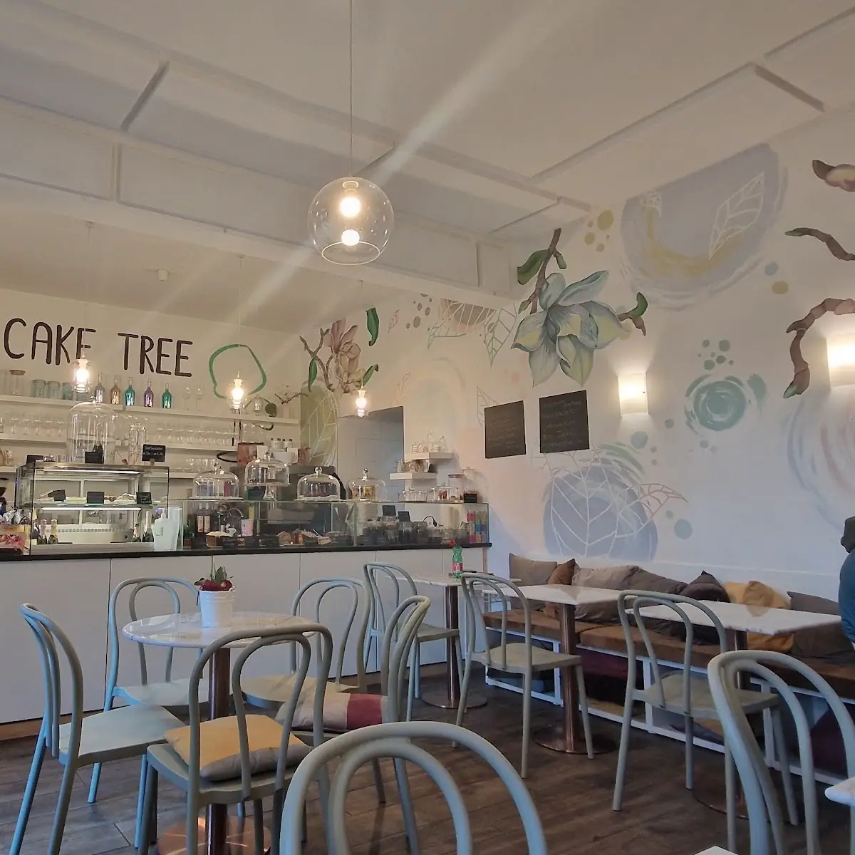 Four Beans Café 1020 - Speciality Coffee | Matcha Titelbild