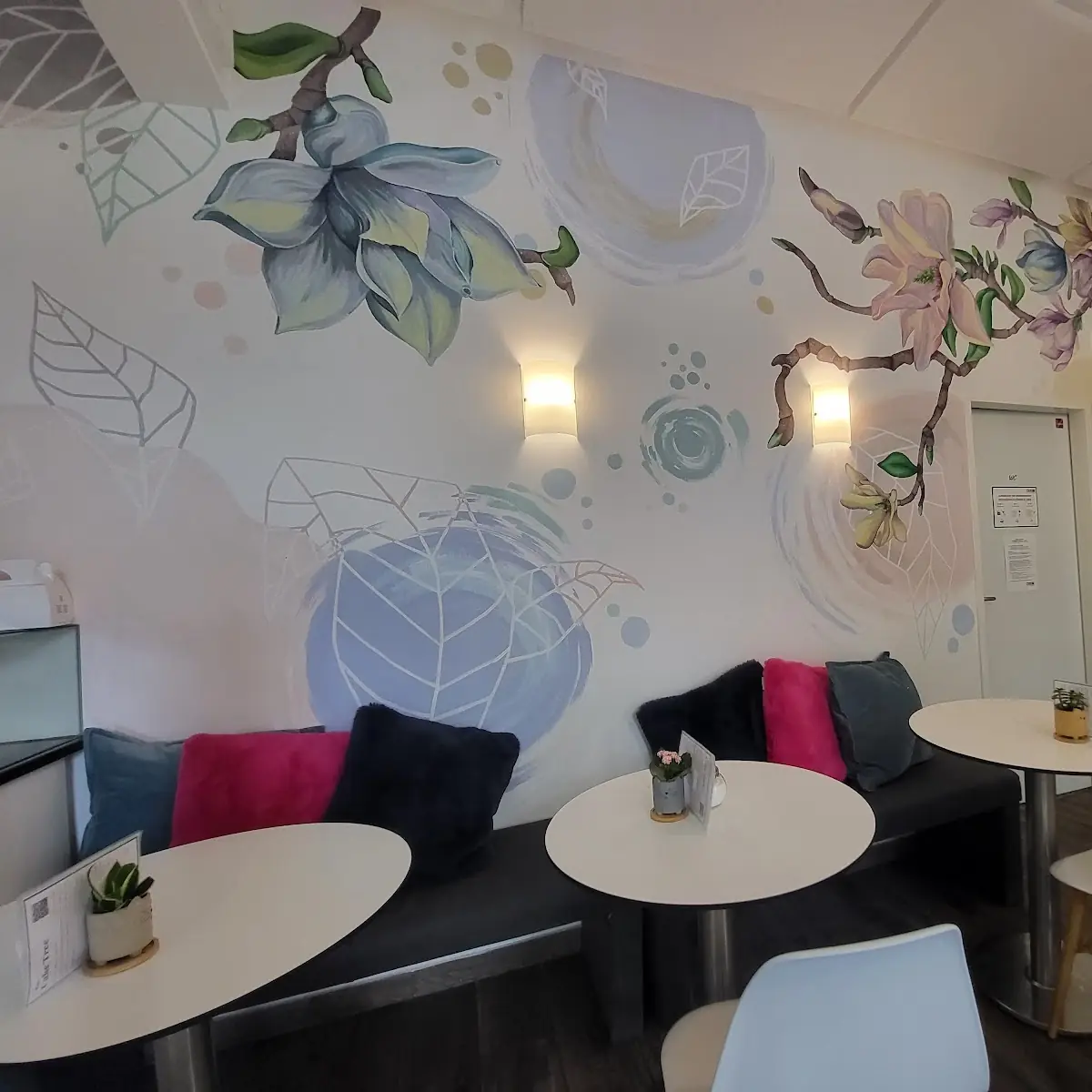 Atmosphäre, Four Beans Café 1020 - Speciality Coffee | Matcha