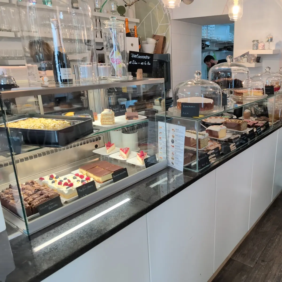 Atmosphäre, Four Beans Café 1020 - Speciality Coffee | Matcha