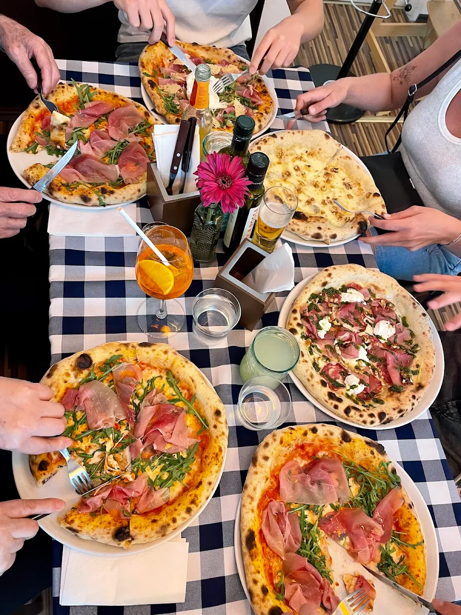Essen und Trinken photo 1