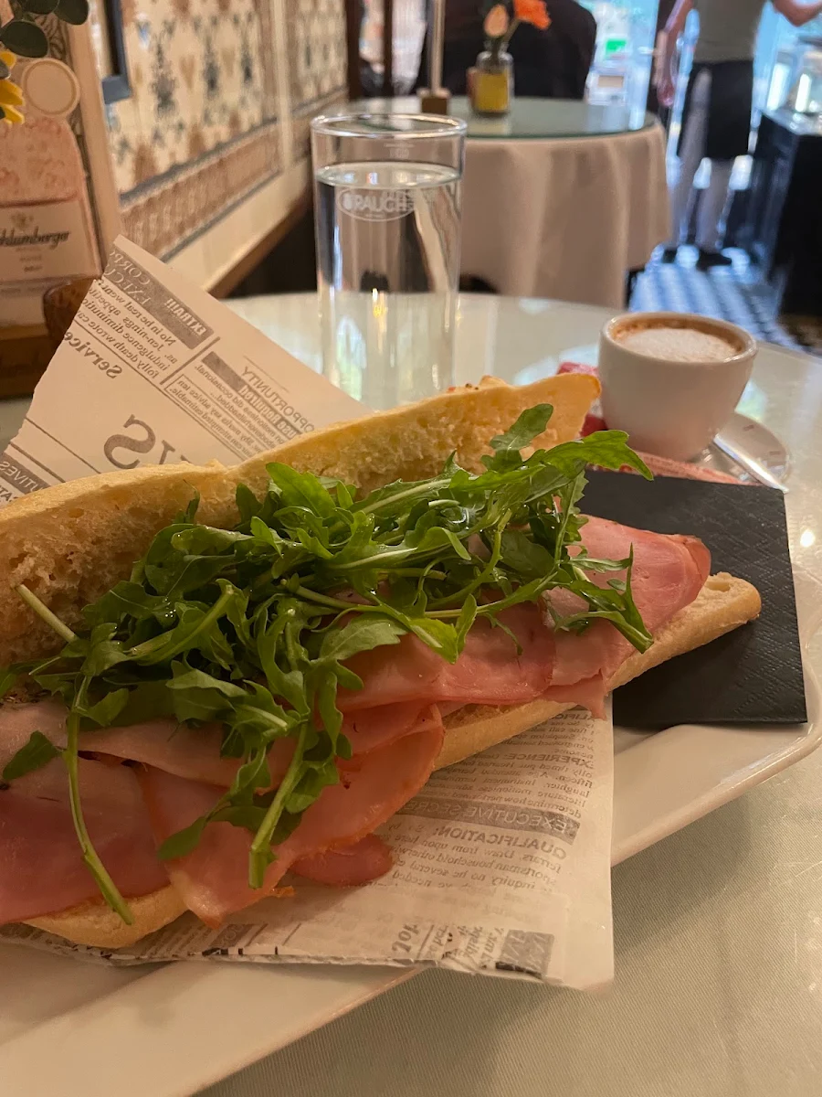 Essen und Trinken photo 2