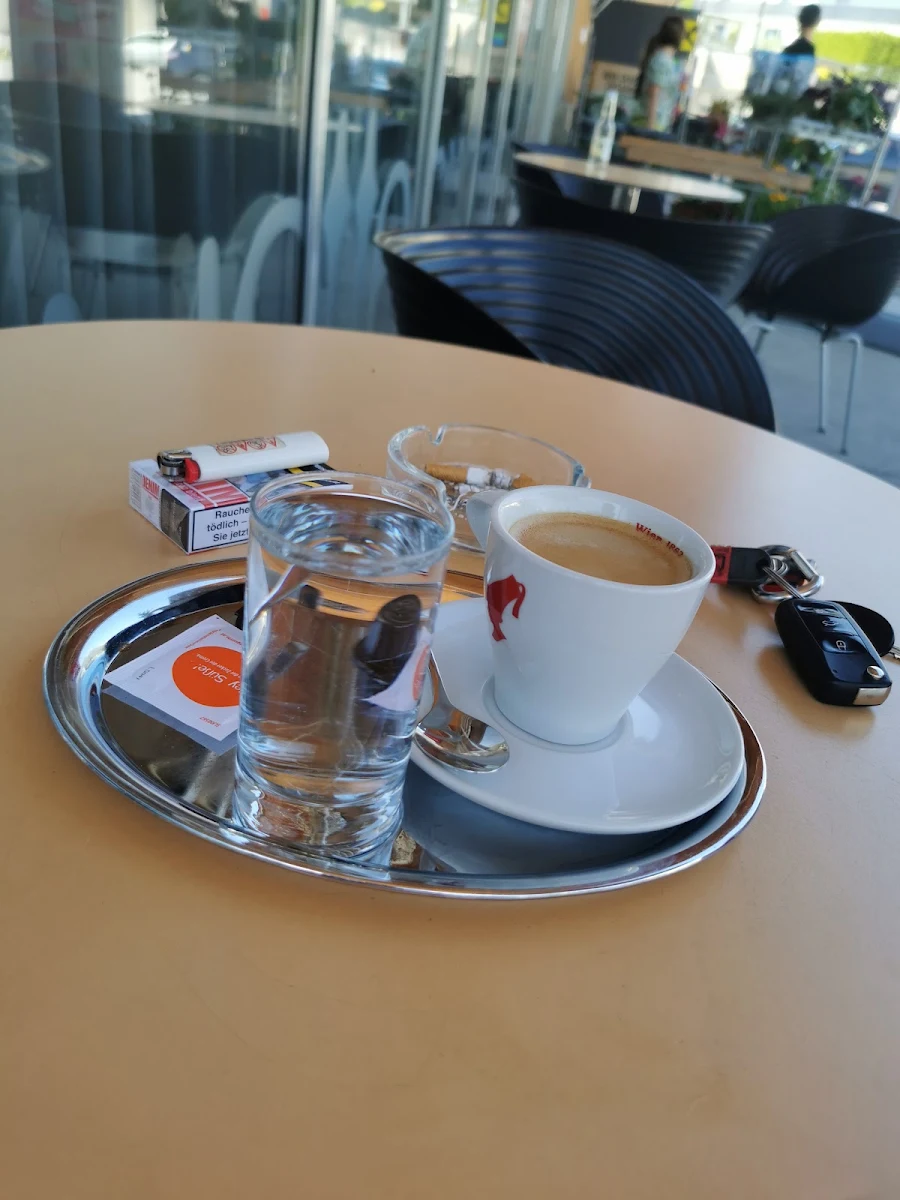 Essen und Trinken photo 1