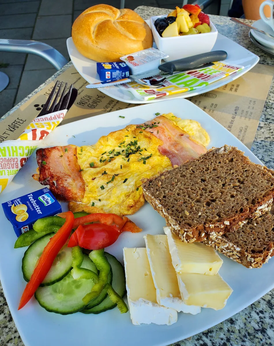 Essen und Trinken photo 3