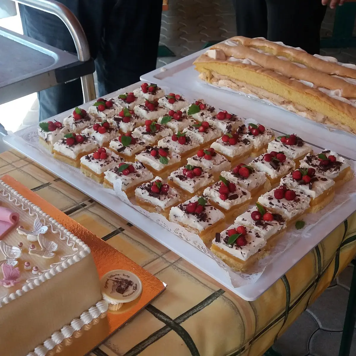 Essen und Trinken photo 2