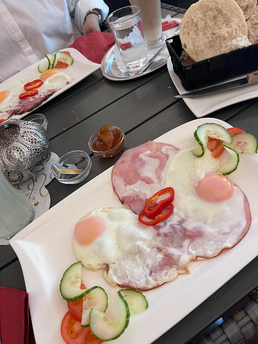 Essen und Trinken photo 4