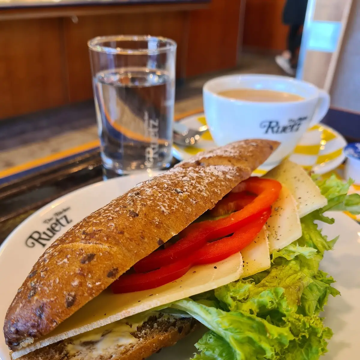 Essen und Trinken photo 2