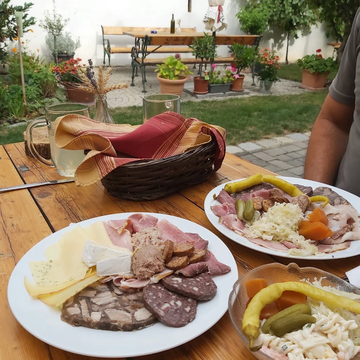 Essen und Trinken photo 2