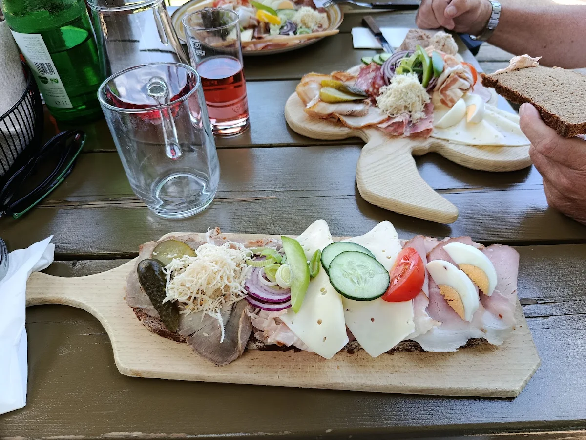 Essen und Trinken photo 2