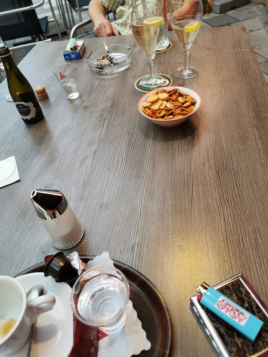 Cafe Deodato Titelbild