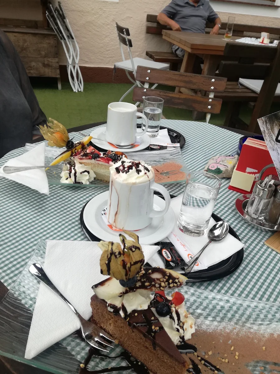 Essen und Trinken photo 9