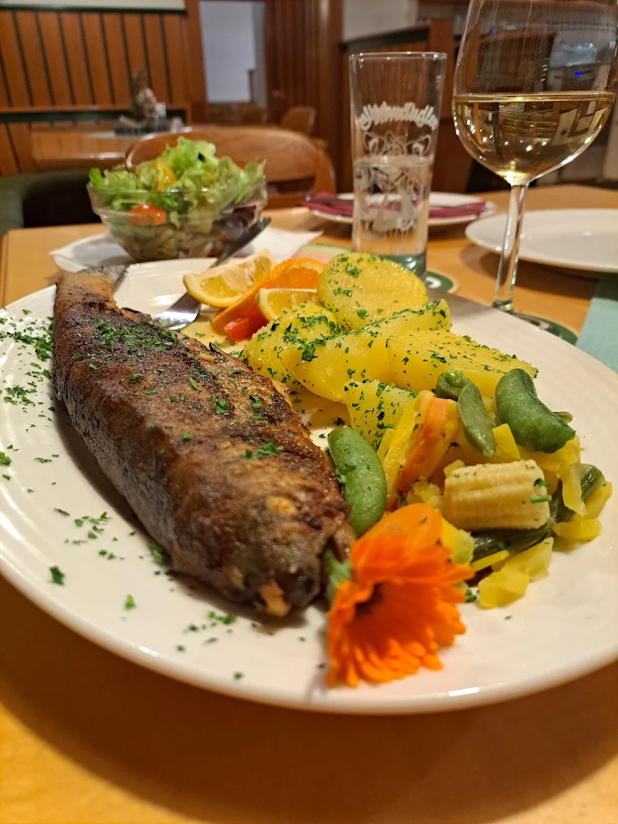 Essen und Trinken photo 2