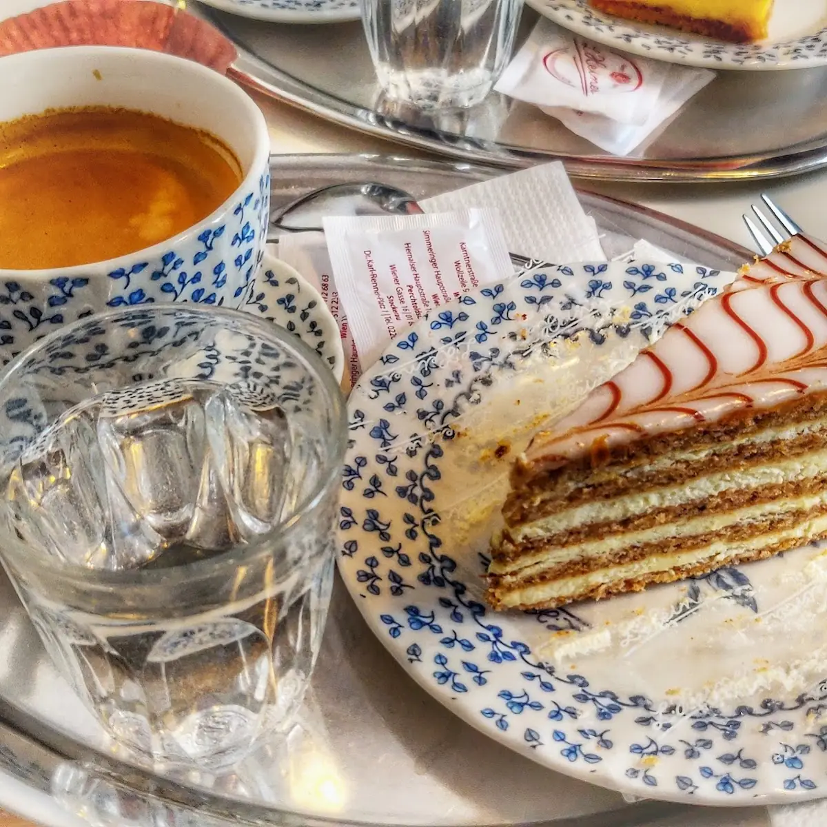 Essen und Trinken photo 3